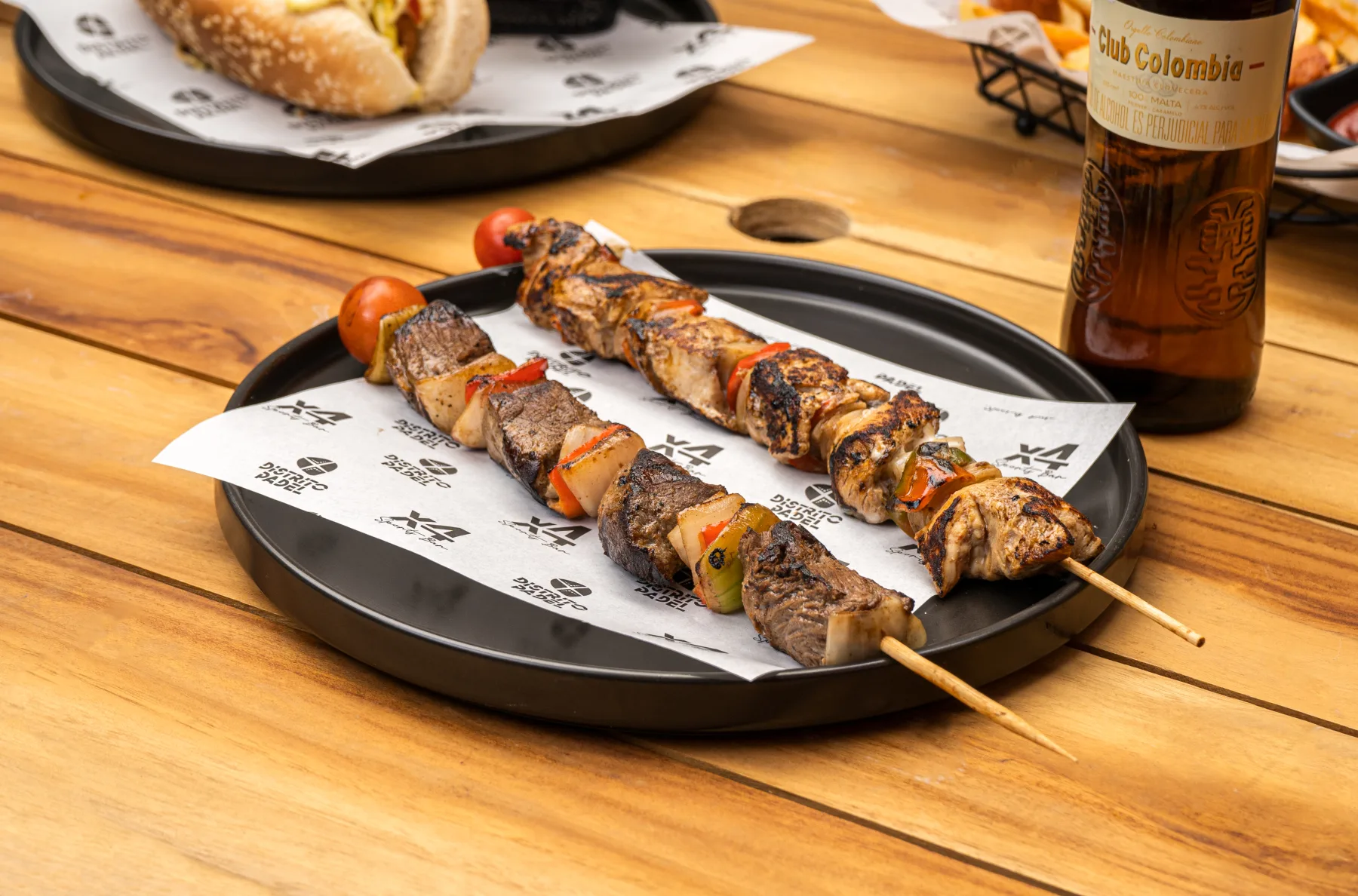 Pinchos de carne en X4 Sportsbar
